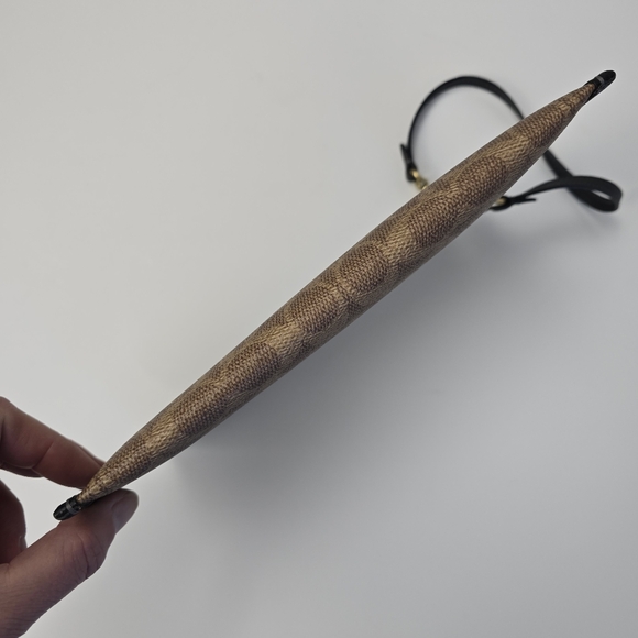 Coach Zip Pouch In Signature Canvas - Picture 13 of 14